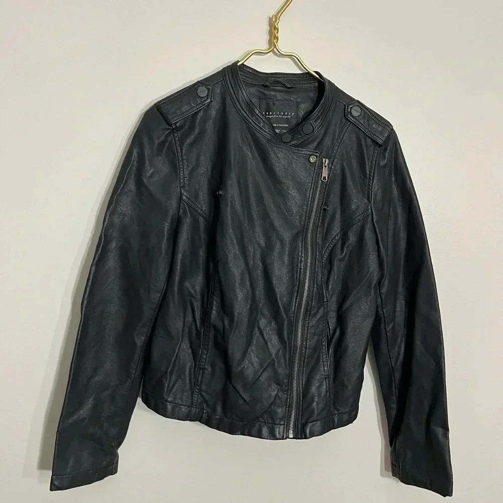 Sanctuary black vegan leather Moto jacket size medium‎